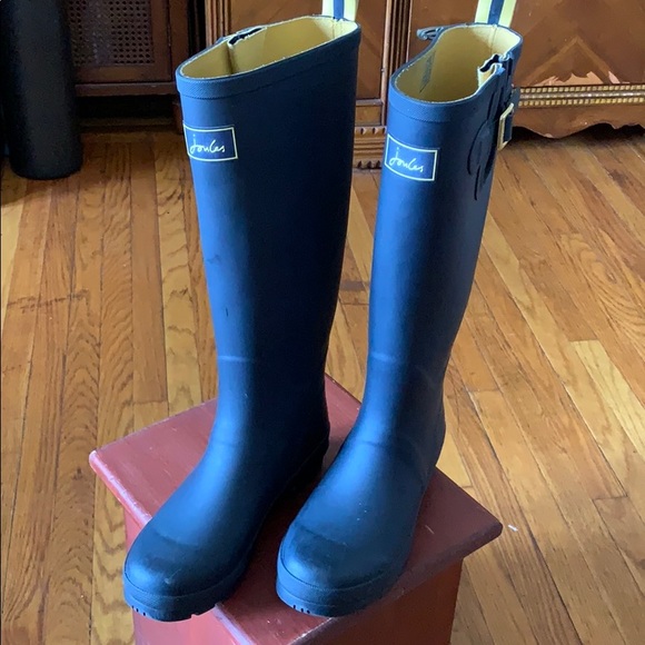 Shoes - Jonles Origional Tall Rain Boots! Practically NEW!